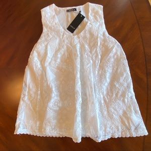 NWT Sheilay White Lace Tank